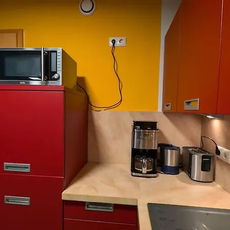 Ferienwohnung, Modern, Ruhig Und Zentral Mit Tiefgarage