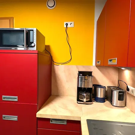 Ferienwohnung, Modern, Ruhig Und Zentral Mit Tiefgarage דירה *