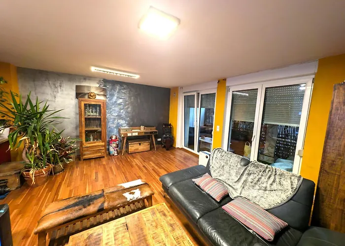 Appartamento Ferienwohnung, Modern, Ruhig Und Zentral Mit Tiefgarage *