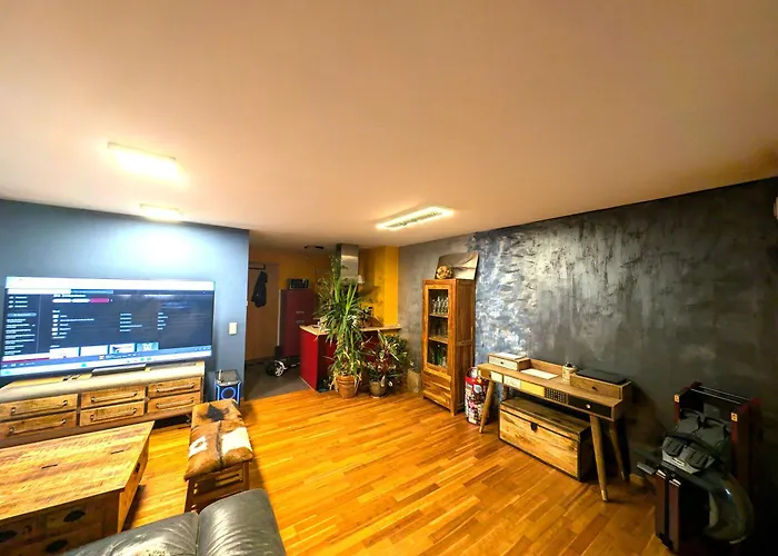 Ferienwohnung, Modern, Ruhig Und Zentral Mit Tiefgarage *